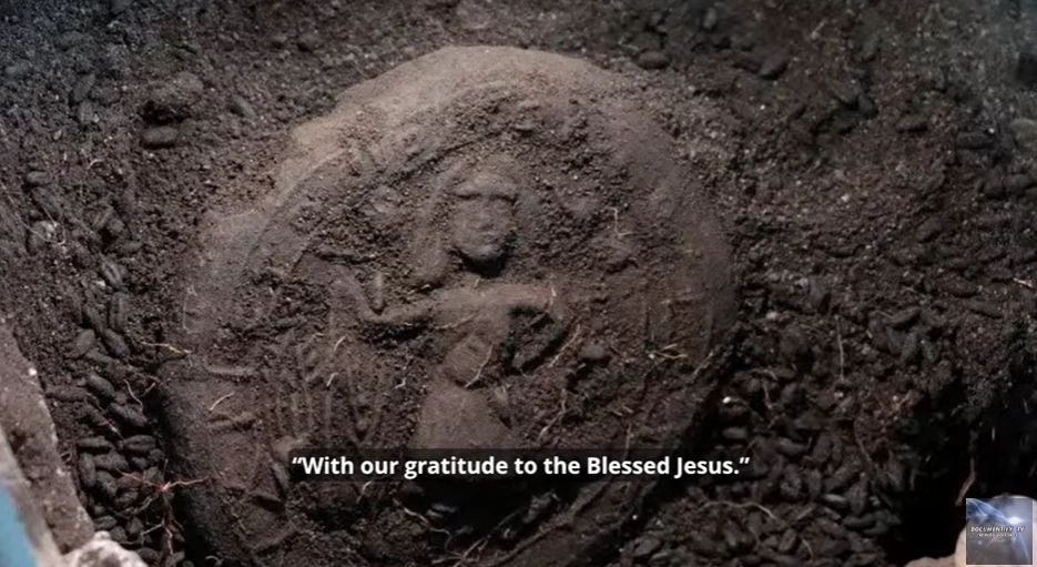 Penemuan Roti Berusia 1200 Tahun Bergambar Yesus Kristus. (Youtube Documentify Tv)